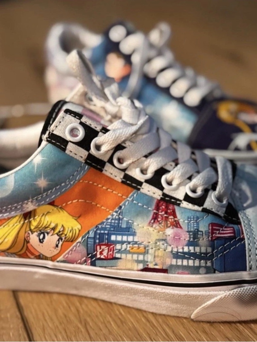 VANS Sailor Moon x Old Skool Pretty Guardian - Patchwork Wmns Sz 9/Men 7.5 EUC - Picture 2 of 10